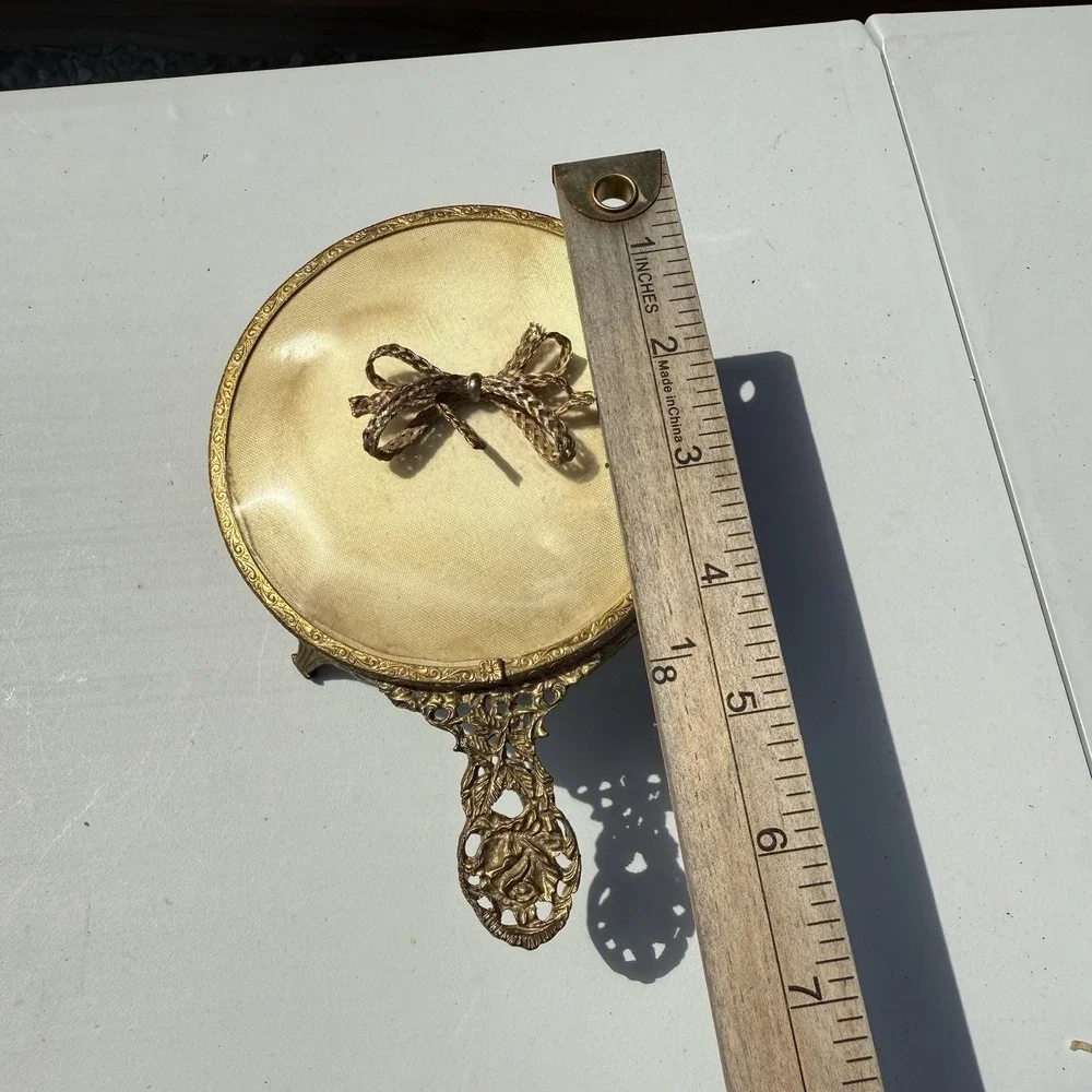 vintage Hollywood Regency style gold metal filigree jewelry box Removable Mirror
